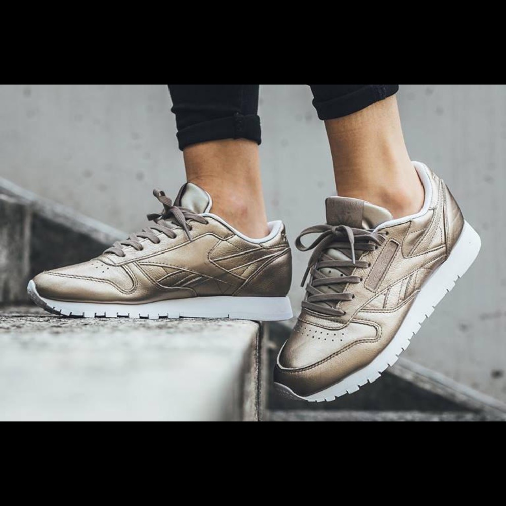 Reebok Classic Melted Metal Leather Sneaker